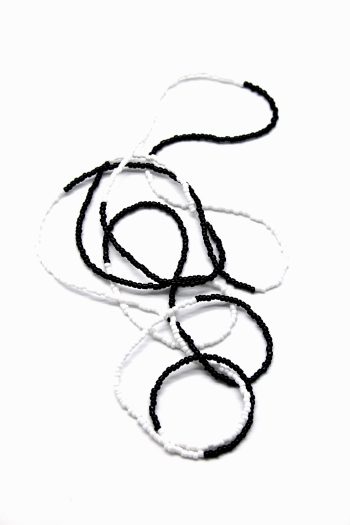 Colar Guia Yemanjá Branco e Preto